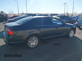 2010 Ford Fusion Hybrid with VIN 3FADP0L32AR149911, listed as a IAAI auction lot 41636037 with 148,431 mi miles. Bid and sale history available at carsss.com. Image 19.