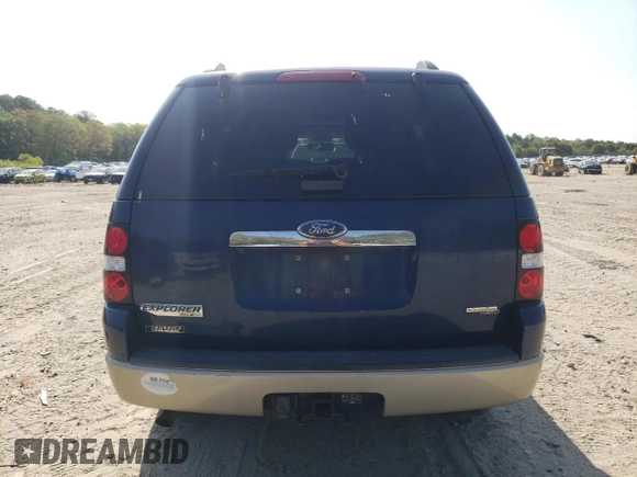 2007 Ford Explorer Eddie Bauer z VIN 1FMEU74E57UB86366, wystawiony jako Copart lot #55292345 z przebiegiem 241 141 mil mil oraz Czysty tytuł • Clean title. Historia ofert i sprzedaży dostępna na DreamBid. Obrazek 6.