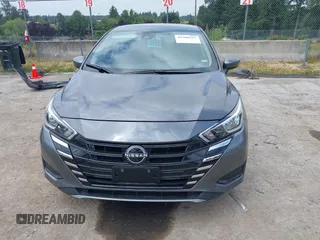 2024 Nissan Versa SV z VIN 3N1CN8EV6RL910272, wystawiony jako IAAI lot #42500325 z przebiegiem 8 343 mil mil oraz . Historia ofert i sprzedaży dostępna na DreamBid. Obrazek 13.