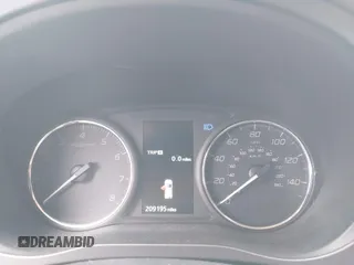2017 Mitsubishi Outlander ES z VIN JA4AZ2A3XHZ052168, wystawiony jako IAAI lot #42194062 z przebiegiem 209 195 mil mil oraz . Historia ofert i sprzedaży dostępna na DreamBid. Obrazek 7.