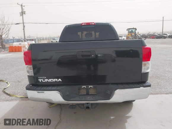 2013 Toyota Tundra z VIN 5TFRM5F19DX063197, wystawiony jako IAAI lot #41799886 z przebiegiem 351 859 mil mil oraz . Historia ofert i sprzedaży dostępna na DreamBid. Obrazek 16.