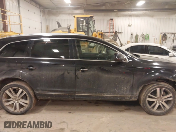 2015 Audi Q7 Premium Plus with VIN WA1LMAFE2FD014066, listed as a IAAI auction lot 41967896 with 194,202 mi miles and . Bid and sale history available at DreamBid. Image 13.