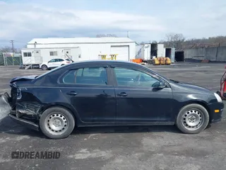 2008 Volkswagen Jetta S с VIN 3VWJZ71K68M164247, выставлен на аукционе IAAI как лот 42033103 с пробегом 168 325 миль миль и . История ставок и продаж доступна на DreamBid. Изображение 13.
