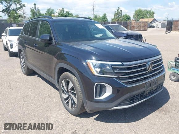 2025 Volkswagen Atlas SE with VIN 1V2HR2CA3SC507564, listed as a IAAI auction lot 42720794 with 13,257 mi miles and . Bid and sale history available at DreamBid. Image 1.