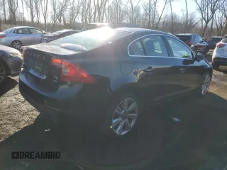 2012 Volvo S60 T6 z VIN YV1902FH0C2106726, wystawiony jako Copart lot #42192975 z przebiegiem 131 418 mil mil oraz Szkoda całkowita • Salvage title. Historia ofert i sprzedaży dostępna na DreamBid. Obrazek 3.