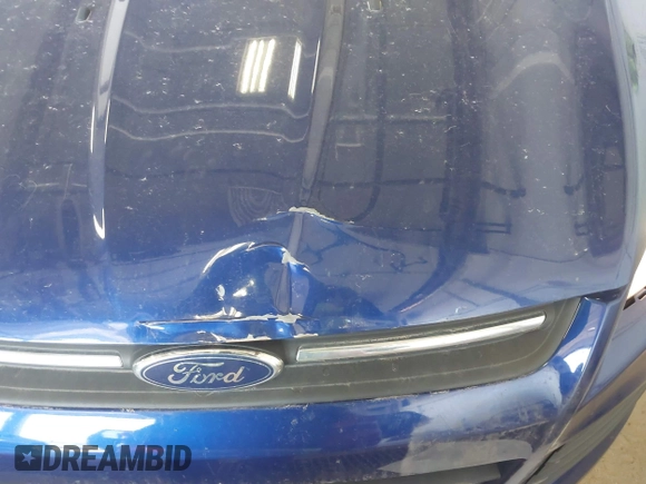 2014 Ford Escape SE with VIN 1FMCU0GX2EUB60350, listed as a IAAI auction lot 42159803 with 109,601 mi miles. Bid and sale history available at carsss.com. Image 6.