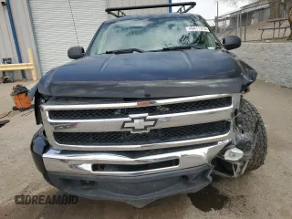 2011 Chevrolet Silverado 1500 LT with VIN 1GCRKSE31BZ207365, listed as a Copart auction lot 49411315 with 174,204 mi miles and Salvage Title. Bid and sale history available at carsss.com. Image 5.