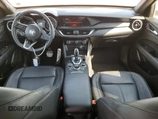 2022 Alfa Romeo Stelvio Sprint z VIN ZASPAKAN4N7D37259, wystawiony jako Copart lot #75433364 z przebiegiem 36 461 mil mil oraz Szkoda całkowita • Salvage title. Historia ofert i sprzedaży dostępna na DreamBid. Obrazek 8.