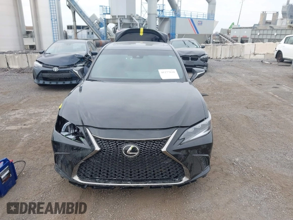 2025 Lexus ES with VIN 58AJZ1B10SU193062, listed as a IAAI auction lot 41277618 with 1,466 mi miles. Bid and sale history available at carsss.com. Image 12.