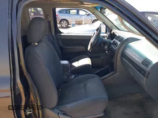 2002 Nissan Frontier XE with VIN 1N6DD26S32C341031, listed as a IAAI auction lot 42611156 with 256,055 mi miles and . Bid and sale history available at DreamBid. Image 5.