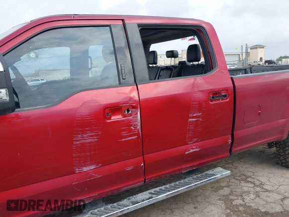 2017 Ford Super Duty F-250 SRW Lariat with VIN 1FT7W2B65HED25087, listed as a IAAI auction lot 42117125 with 122,369 mi miles. Bid and sale history available at carsss.com. Image 14.