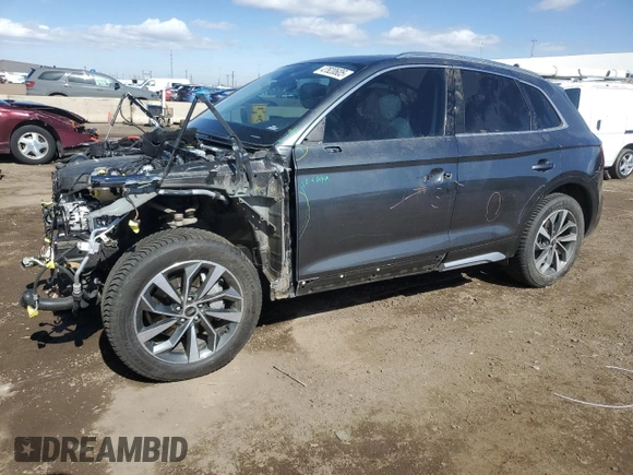 2022 Audi Q5 S line Premium Plus with VIN WA1EAAFY6N2137326, listed as a Copart auction lot 47820605 with 24,865 mi miles and Salvage Title. Bid and sale history available at carsss.com. Image 1.