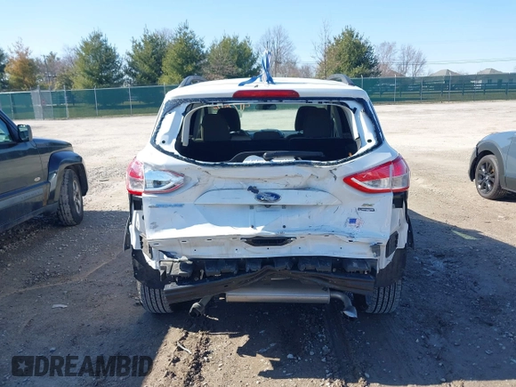 2016 Ford Escape SE with VIN 1FMCU9GX7GUC23546, listed as a IAAI auction lot 41735172 with 35,126 mi miles. Bid and sale history available at carsss.com. Image 17.