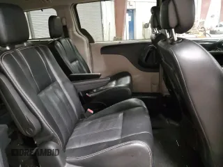 2014 Chrysler Town & Country Touring-L with VIN 2C4RC1CG5ER199878, listed as a Copart auction lot 46840505 with 223,975 mi miles and Clean Title. Bid and sale history available at carsss.com. Image 11.