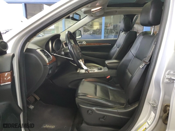 2011 Jeep Grand Cherokee Limited with VIN 1J4RR5GG3BC575251, listed as a Copart auction lot 49248985 with 199,962 mi miles and Salvage Title. Bid and sale history available at carsss.com. Image 7.
