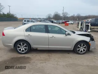 2010 Mercury Milan Premier z VIN 3MEHM0JG5AR651160, wystawiony jako IAAI lot #42043811 z przebiegiem 182 169 mil mil oraz . Historia ofert i sprzedaży dostępna na DreamBid. Obrazek 13.