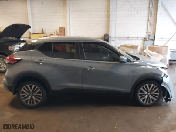 2021 Nissan Kicks SV with VIN 3N1CP5CV7ML543905, listed as a IAAI auction lot 41729465 with 20,394 mi miles. Bid and sale history available at carsss.com. Image 13.
