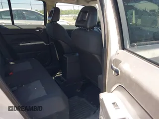 2008 Jeep Patriot Sport with VIN 1J8FT28W48D654244, listed as a IAAI auction lot 42035691 with 231,716 mi miles. Bid and sale history available at carsss.com. Image 8.