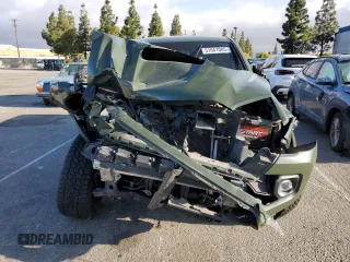 2021 Toyota Tacoma SR5 z VIN 3TMAZ5CN6MM157145, wystawiony jako Copart lot #51641085 z przebiegiem Nie podano mil oraz Szkoda całkowita • Salvage title. Historia ofert i sprzedaży dostępna na DreamBid. Obrazek 5.