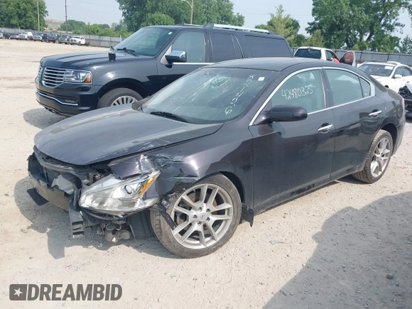 2010 Nissan Maxima SV with VIN 1N4AA5AP6AC821426, listed as a IAAI auction lot 42480325 with 139,501 mi miles and . Bid and sale history available at DreamBid. Image 18.
