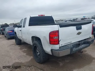 2007 Chevrolet Silverado 1500 Work Truck with VIN 1GCEC19C47Z630870, listed as a IAAI auction lot 41420093 with 316,080 mi miles. Bid and sale history available at carsss.com. Image 3.