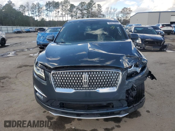 2019 Lincoln MKC Select with VIN 5LMCJ2C93KUL52056, listed as a Copart auction lot 85078844 with 68,863 mi miles and Salvage title. Bid and sale history available at DreamBid. Image 5.