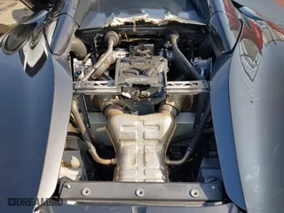 2019 McLaren 570S with VIN SBM13FAA2KW006203, listed as a IAAI auction lot 40915548 with 1 mi miles. Bid and sale history available at carsss.com. Image 10.