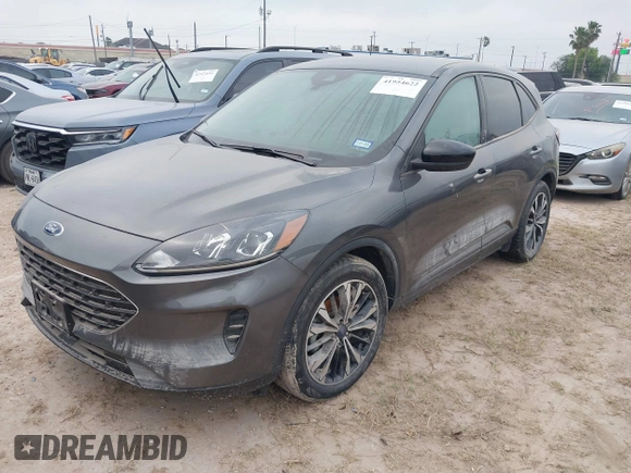 2022 Ford Escape SE z VIN 1FMCU0G68NUB97989, wystawiony jako IAAI lot #41954622 z przebiegiem Nie podano mil oraz . Historia ofert i sprzedaży dostępna na DreamBid. Obrazek 17.