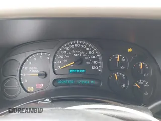 2004 Chevrolet Tahoe LS with VIN 1GNEC13T14R166447, listed as a IAAI auction lot 42432428 with 170,984 mi miles and . Bid and sale history available at DreamBid. Image 7.