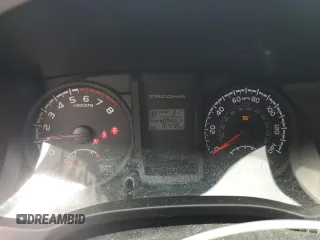 2017 Toyota Tacoma SR with VIN 5TFRX5GN2HX092247, listed as a Copart auction lot 58508895 with 76,478 mi miles and Salvage title. Bid and sale history available at DreamBid. Image 9.