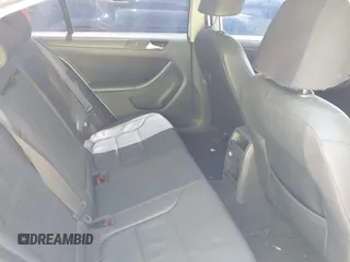 2011 Volkswagen Jetta SE с VIN 3VWDZ7AJ7BM322073, выставлен на аукционе IAAI как лот 42132111 с пробегом 195 236 миль миль и . История ставок и продаж доступна на DreamBid. Изображение 8.