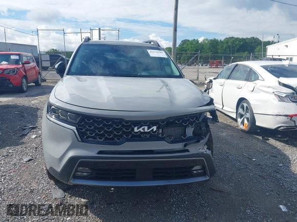 2022 Kia Sorento SX z VIN 5XYRKDLF6NG093083, wystawiony jako IAAI lot #42170584 z przebiegiem 60 848 mil mil oraz . Historia ofert i sprzedaży dostępna na DreamBid. Obrazek 12.