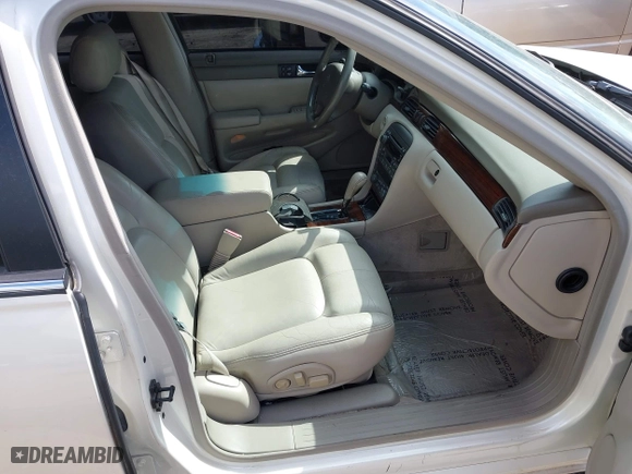 2001 Cadillac Seville Luxury SLS w/Monochrome Pkg with VIN 1G6KS54Y71U223875, listed as a IAAI auction lot 41970460 with 119,982 mi miles. Bid and sale history available at carsss.com. Image 5.