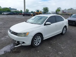 2011 Volkswagen Jetta SE с VIN 3VWBZ7AJ2BM395052, выставлен на аукционе IAAI как лот 42333569 с пробегом 148 986 миль миль и . История ставок и продаж доступна на DreamBid. Изображение 18.