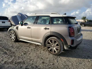 2024 MINI Countryman Cooper S with VIN WMZ53BR03R3R41479, listed as a Copart auction lot 85422814 with 8,453 mi miles and Salvage title. Bid and sale history available at DreamBid. Image 2.