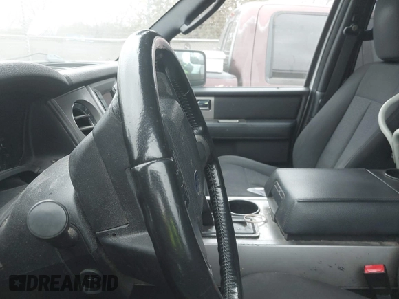 2017 Ford Expedition Max XLT with VIN 1FMJK1HT1HEA01641, listed as a IAAI auction lot 41693113 with 372,266 mi miles and . Bid and sale history available at DreamBid. Image 7.
