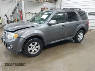 2010 Ford Escape Limited z VIN 1FMCU9EG2AKC17658, wystawiony jako IAAI lot #42430110 z przebiegiem 143 964 mil mil oraz . Historia ofert i sprzedaży dostępna na DreamBid. Obrazek 2.