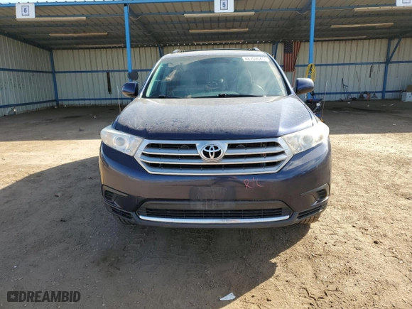 2013 Toyota Highlander with VIN 5TDBK3EH0DS243975, listed as a Copart auction lot 48702045 with 147,637 mi miles and Salvage Title. Bid and sale history available at carsss.com. Image 5.