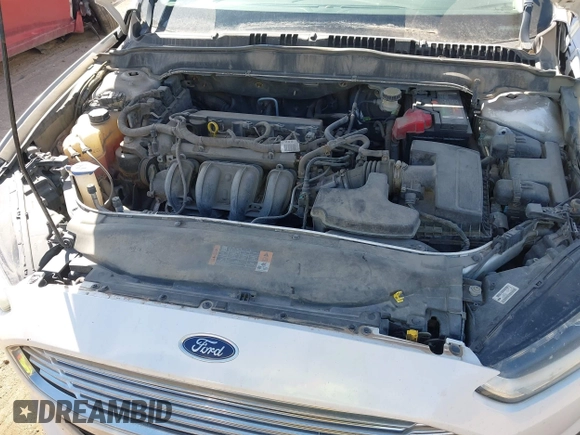 2015 Ford Fusion SE with VIN 3FA6P0H70FR169716, listed as a IAAI auction lot 41920902 with 288,875 mi miles. Bid and sale history available at carsss.com. Image 6.