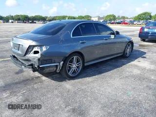 2017 Mercedes-Benz E with VIN WDDZF4JB4HA120585, listed as a IAAI auction lot 41912121 with 107,649 mi miles. Bid and sale history available at carsss.com. Image 4.