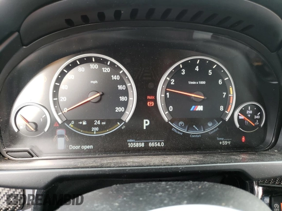 2016 BMW X5 M with VIN 5YMKT6C50G0R78042, listed as a Copart auction lot 39414444 with 105,898 mi miles. Bid and sale history available at carsss.com. Image 9.