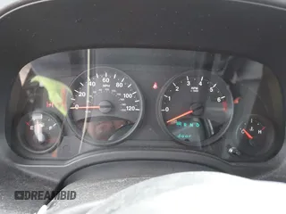 2013 Jeep Patriot Sport с VIN 1C4NJPBA7DD264798, выставлен на аукционе IAAI как лот 42327711 с пробегом 205 627 миль миль и . История ставок и продаж доступна на DreamBid. Изображение 7.