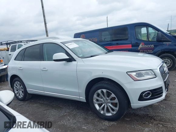 2015 Audi Q5 Premium Plus z VIN WA1LFAFP3FA051933, wystawiony jako IAAI lot #42346116 z przebiegiem 67 640 mil mil oraz . Historia ofert i sprzedaży dostępna na DreamBid. Obrazek 13.