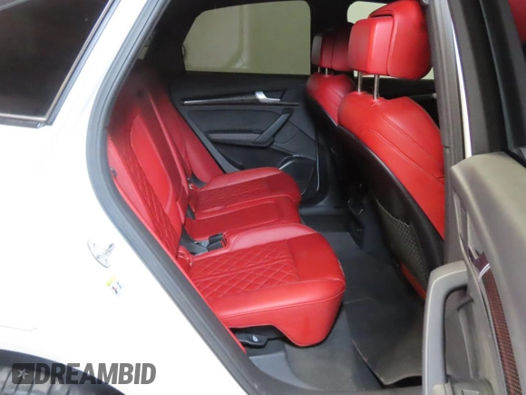 2023 Audi SQ5 Sportback Premium Plus z VIN WA124AFY1P2038636, wystawiony jako Copart lot #53910115 z przebiegiem 27 258 mil mil oraz Szkody całkowita. Historia ofert i sprzedaży dostępna na DreamBid. Obrazek 6.