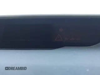 2005 Toyota Prius z VIN JTDKB20U353071619, wystawiony jako IAAI lot #42386134 z przebiegiem Nie podano mil oraz . Historia ofert i sprzedaży dostępna na DreamBid. Obrazek 7.
