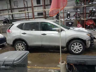 2016 Nissan Rogue SL with VIN 5N1AT2MV2GC813776, listed as a IAAI auction lot 41634610 with Not Provided miles and . Bid and sale history available at DreamBid. Image 13.