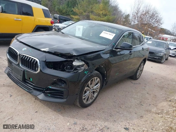 2022 BMW X2 xDrive28i with VIN WBXYJ1C09N5U38465, listed as a IAAI auction lot 41817014 with 46,954 mi miles. Bid and sale history available at carsss.com. Image 2.