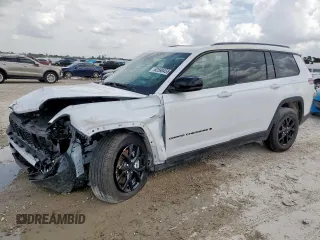 2024 Jeep Grand Cherokee Altitude with VIN 1C4RJKAG4R8624880, listed as a Copart auction lot 62590455 with 8,926 mi miles and Salvage title. Bid and sale history available at DreamBid. Image 1.