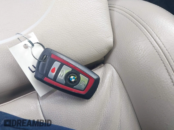 2015 BMW 4 Series 428i с VIN WBA3V5C50FP753396, выставлен на аукционе IAAI как лот 42541745 с пробегом 82 392 миль миль и . История ставок и продаж доступна на DreamBid. Изображение 11.