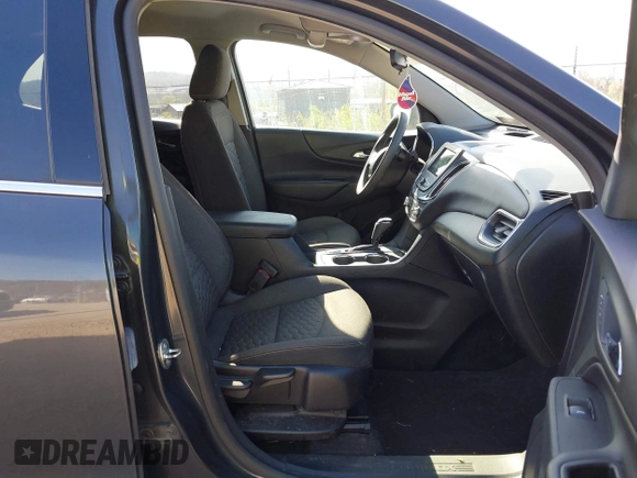 2019 Chevrolet Equinox LT with VIN 2GNAXKEV4K6142160, listed as a IAAI auction lot 42073413 with 81,724 mi miles and . Bid and sale history available at carsss.com. Image 5.